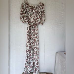 Floral Maxi ruffle collar Dress with Belt tie buttons in front need fixing
